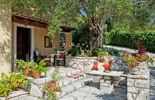 Petaleia House | Nikatsas Cottage No 3
