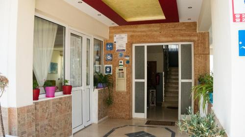 Paralia Dionysiou Apartment | Niki Apartments
