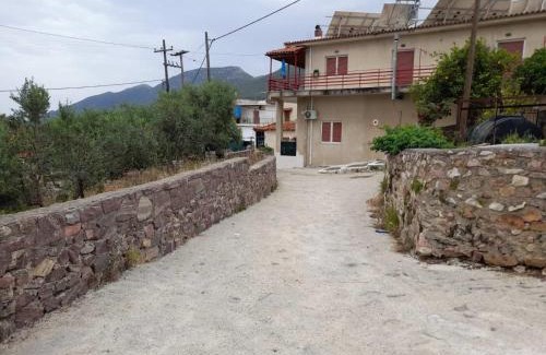 Skoutari House | Niki's home