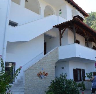Vourvourou Apartment | Nikos & Panagiota