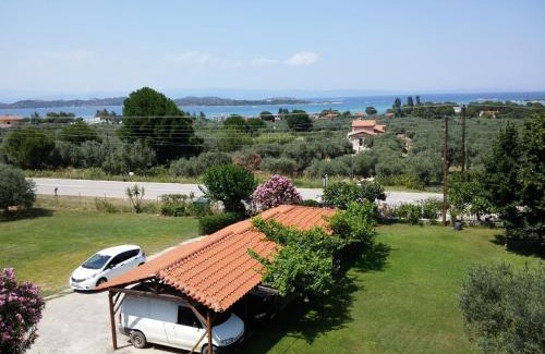 Vourvourou Apartment | Nikos & Panagiota