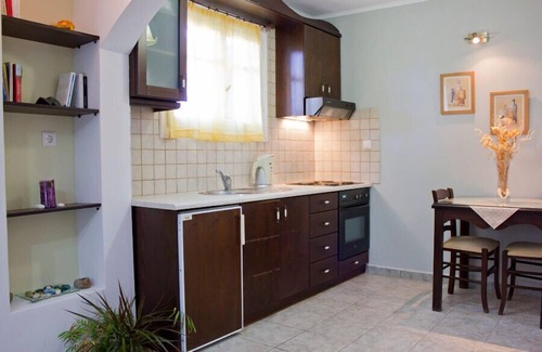 Adamas House | Nikos Sea view apts Milos