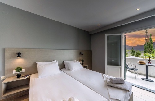 Melikia Hotel | Nikos Villas