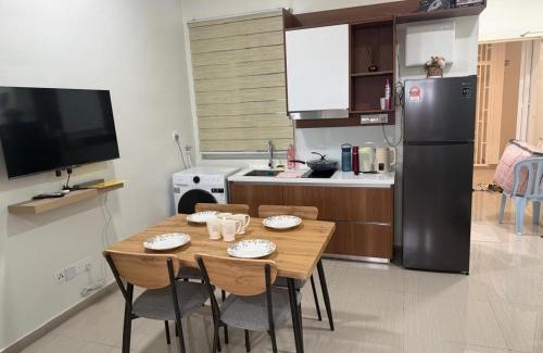 Nilai Apartment | NILAI HOMESTAY ROOFTOP SKYWALK at MESAHILL PREMIER by STAY COZY
