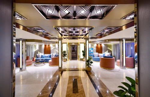 Luxor Boat Rental | Nile Treasure Cruise - 4 or 7 Nights From Luxor each Saturday and 3 or 7 Nights From Aswan each Wednesday