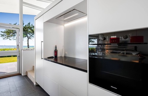 Skødshoved Strand House | "Nille" - 30m from the sea by Interhome