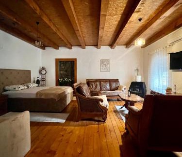 Rijeka Crnojevica Apartment | Nina House