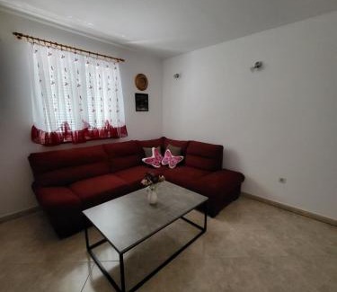 Karigador Apartment | Nina