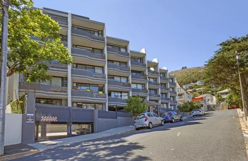 Three Anchor Bay Apartment | Nine On S 3E by Host Agents