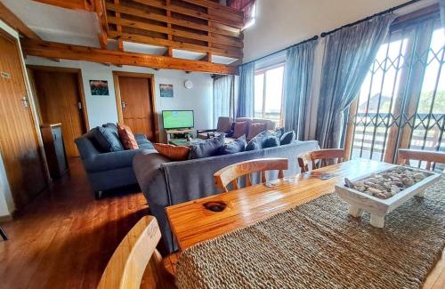 Port Alfred House | Nine Waves Beach House