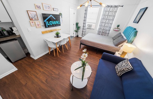 South Beach Apartment | Nine20 Collins Apartments by Lowkl