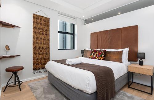 Three Anchor Bay Apartment | NINEONS 3A