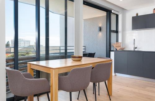 Three Anchor Bay Apartment | NINEONS 3A