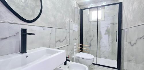 Santa Maria Apartment | Ninfa Sul Mare Apartments 50 M E T R I dal Mare Best Breakfast and Free Parking