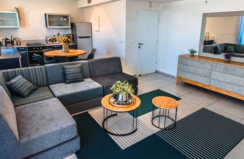 Migdal Apartment | Nino Magdala - 2Bdrm Siute/5