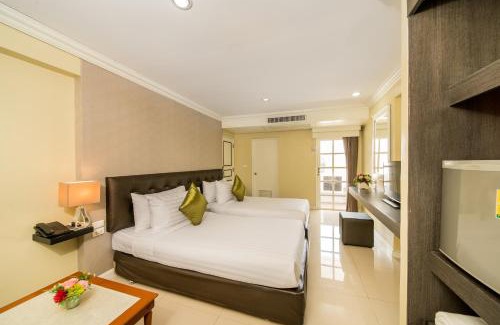 Bang Na Hotel | Niran Grand Hotel
