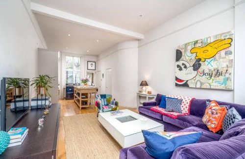 Redcliffe Apartment | Niru Experience Stunning Duplex Apt
