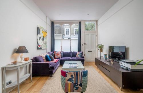 Redcliffe Apartment | Niru Experience Stunning Duplex Apt