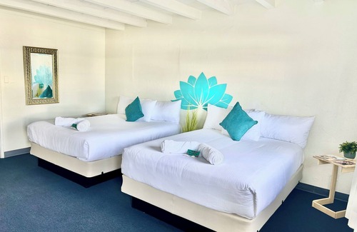 Las Vegas Strip Bed & Breakfast | Nirvana Hotel