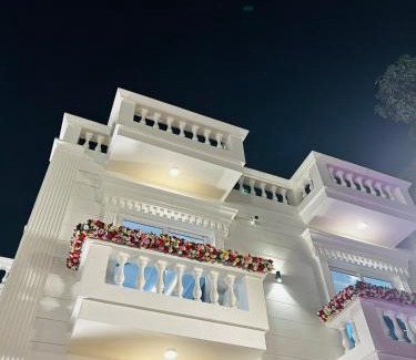Lucknow House | Nirvana Lawn