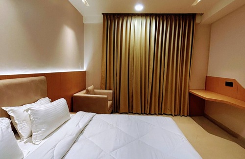 Gomti Nagar Hotel | Nirvana Nest