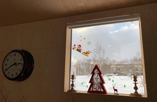Niseko Ski Chalet | Niseko Village ski Chalet 4BDR Car Delica Included