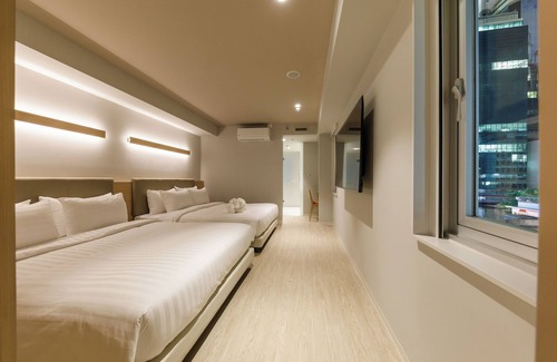 Silom Hotel | Nishitetsu Hotel Croom Bangkok Silom
