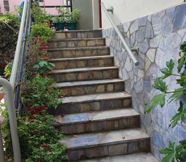 Keramidi House | Nissaki Guesthouse