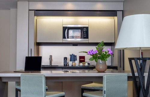 San Babila Hotel | NJ Hotels San Pietro All'Orto 6 Milano