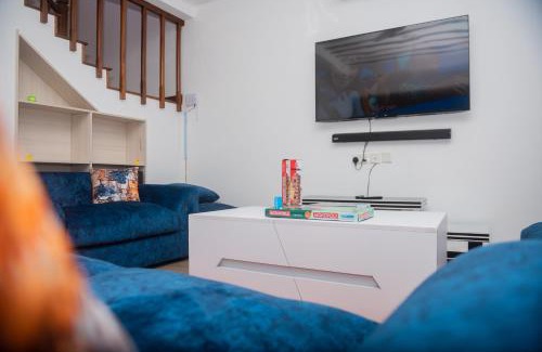 Mtwapa House | Njakaimba Beachfront Villa.
