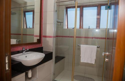 Mtwapa House | Njakaimba Beachfront Villa.