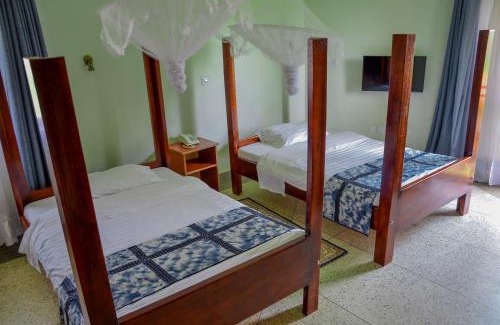 Fort Portal Hotel | Njara Suites