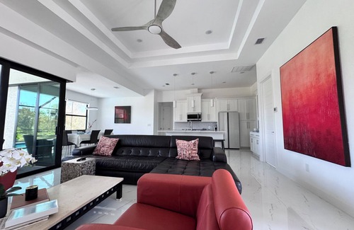 Pine Valley House | nLuxurious House with Pool, Firepit, and Golf Course View