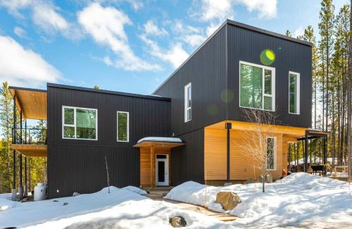 Whitehorse Apartment | NN War Eagles Nest Ravens Ridge 1bed 1 bath