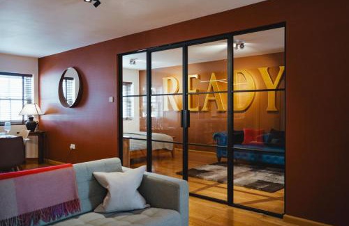 Bakewell House | No 1 - Bakewell