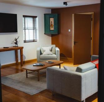 Bakewell House | No 1 - Bakewell