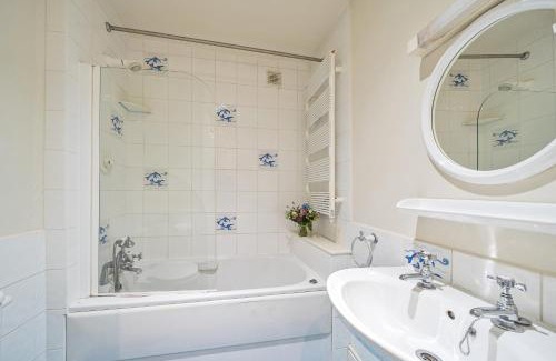 Salcombe Apartment | No 1 The Salcombe