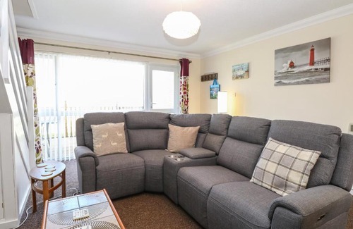 Corton House | No 108 Waterside