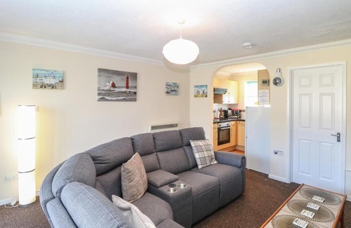 Corton House | No 108 Waterside