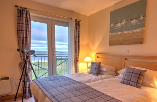 Brora Apartment | No. 18 The Links is a second floor apartment located by the famous James Braid Golf course in Brora
