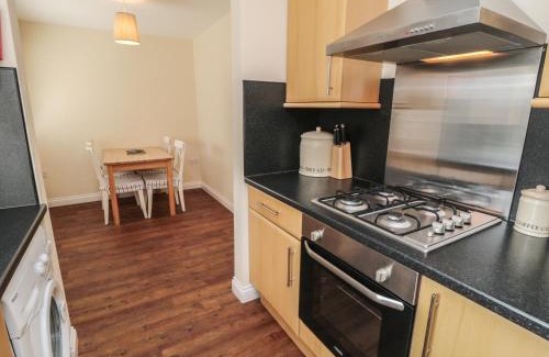 Scarborough House | No 2 Low Hall Cottages