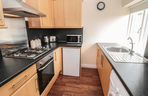 Scarborough House | No 2 Low Hall Cottages