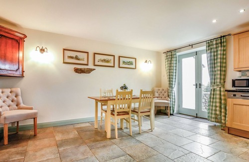 Capel Coch Cottage | NO 2 THE STABLES, pet friendly, with open fire in Llannerch-Y-Medd