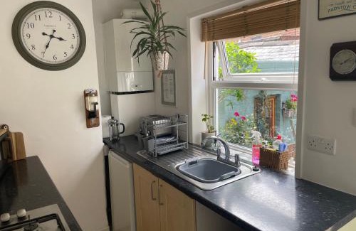 Cowes House | No 28 cosy cottage in the heart of Cowes