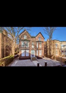 Sefton Park Apartment | No 4 AT MANNERING, LARGE 1 BED NEAR SEFTON PARK