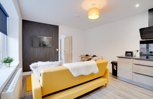 Berwick-upon-Tweed Apartment | No 4 @ The Rocket Rooms Apartment