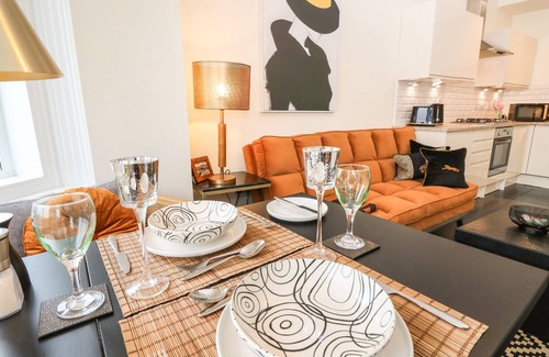 Ventnor Apartment | No. 5 Cliffview
