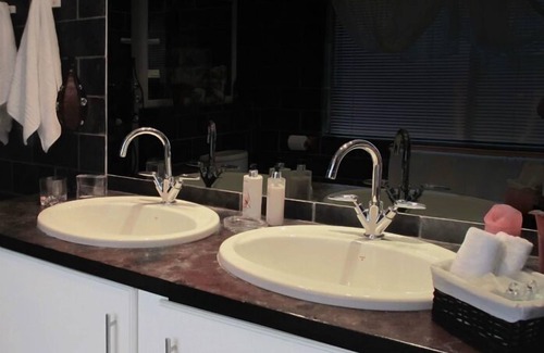 Greater Johannesburg Metropolitan Area Bed & Breakfast | No 5 on Franschoek Lane