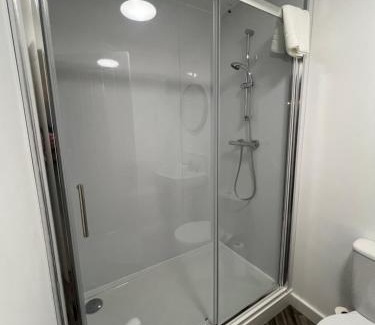 Worksop Apartment | No 8 Plants Yard Modern studio in Worksop