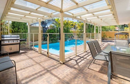 Bull Creek House | No. 9 · Summer Family Destination- Pool, 4Beds & 2Baths